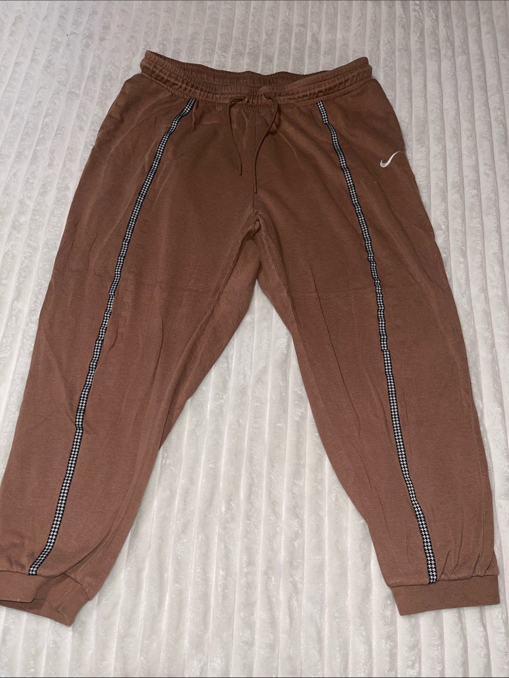 Nike Sportswear Jogger | Size 1X